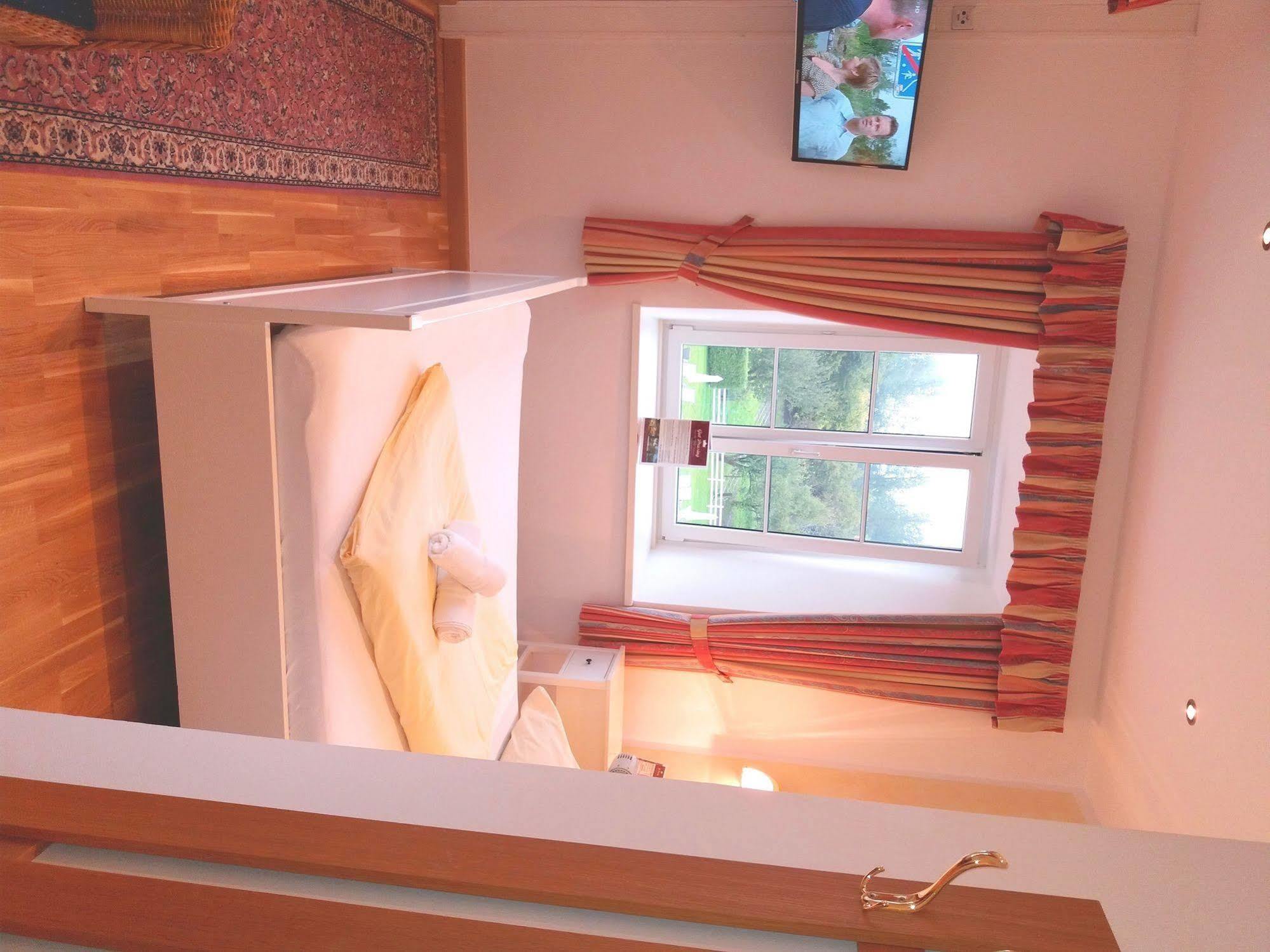 Gut Drasing Hotel Krumpendorf Eksteriør billede