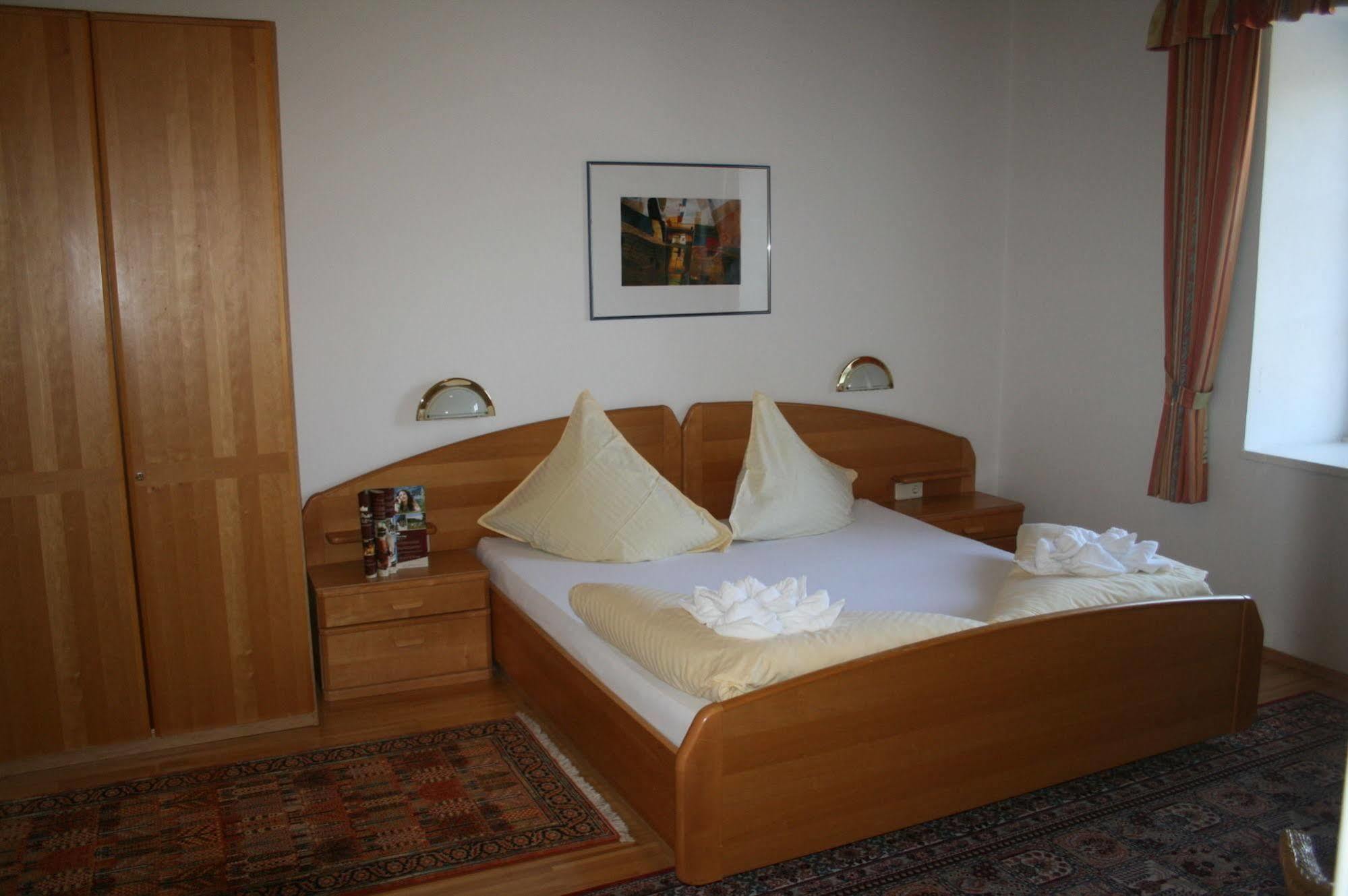 Gut Drasing Hotel Krumpendorf Eksteriør billede